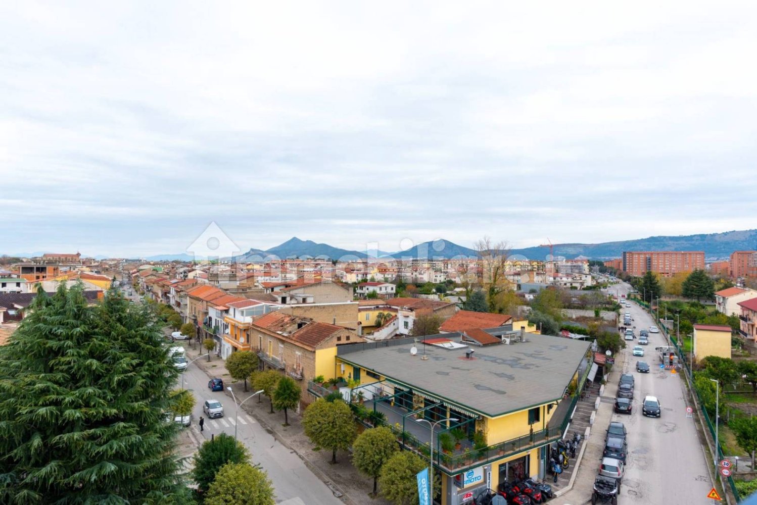 3 Schlafzimmer Wohnung in San Nicola la Strada, Italy, Nr. 144826