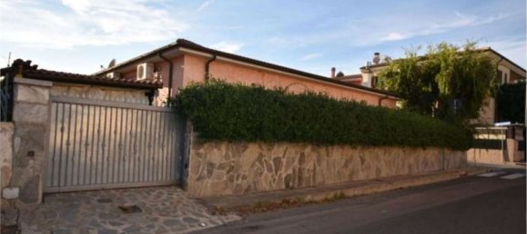 5-salle Appartement à Olbia, Italy No. 212176 3