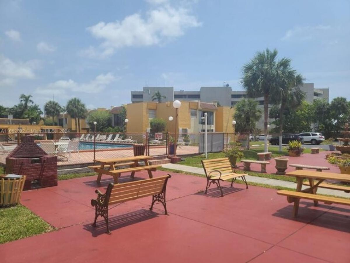 Estudio en Miami, USA No. 243035