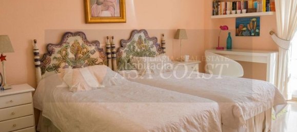 4 bedrooms Penthouse in Fuengirola, Spain No. 47649 18