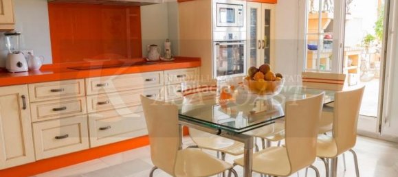 4 bedrooms Penthouse in Fuengirola, Spain No. 47649 10