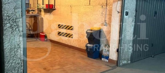 Гараж 16м² в Априлия, Италия № 160248 5