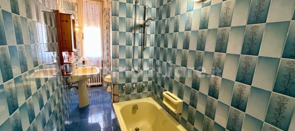 2 bedrooms Penthouse in Empoli, Italy No. 337570 8