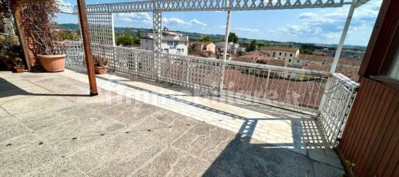 2 bedrooms Penthouse in Empoli, Italy No. 337570 20