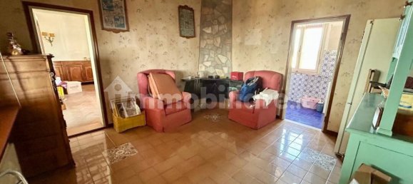 2 bedrooms Penthouse in Empoli, Italy No. 337570 4