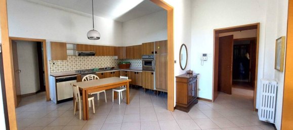 Квартира с 3 спальнями в Лекко, Италия № 286801 14