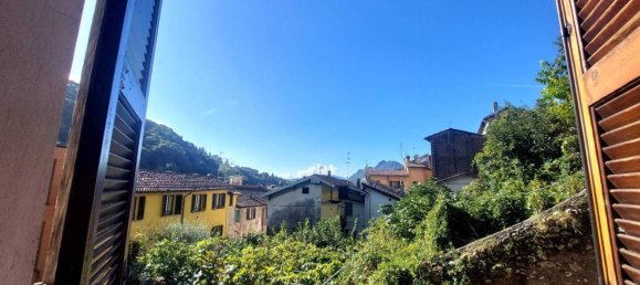 Квартира с 3 спальнями в Лекко, Италия № 286801 16