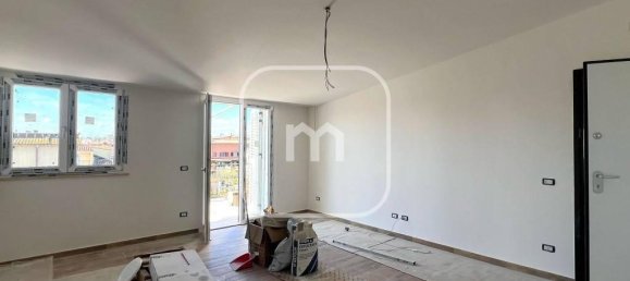 3-Zimmer Wohnung in Guidonia Montecelio, Italy, Nr. 40342 5