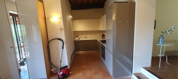 6 rooms House in Lamporecchio, Italy No. 269733 4