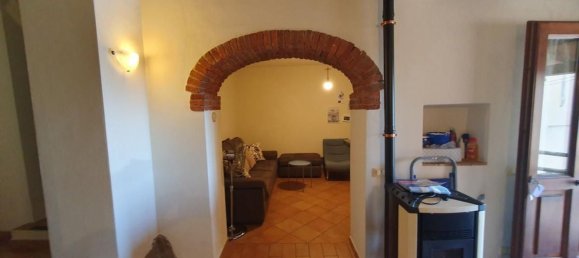 6 rooms House in Lamporecchio, Italy No. 269733 3
