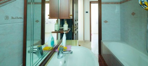 8 Schlafzimmer Schlösser in Castro, Italy, Nr. 374124 64