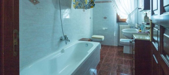 8 Schlafzimmer Schlösser in Castro, Italy, Nr. 374124 43