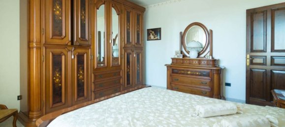 8 Schlafzimmer Schlösser in Castro, Italy, Nr. 374124 60