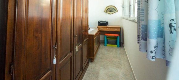 8 Schlafzimmer Schlösser in Castro, Italy, Nr. 374124 3