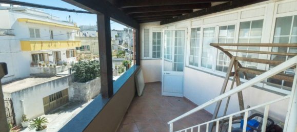 8 Schlafzimmer Schlösser in Castro, Italy, Nr. 374124 6