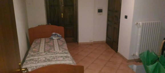 3-salle Maison à Carbone, Italy No. 254487 4