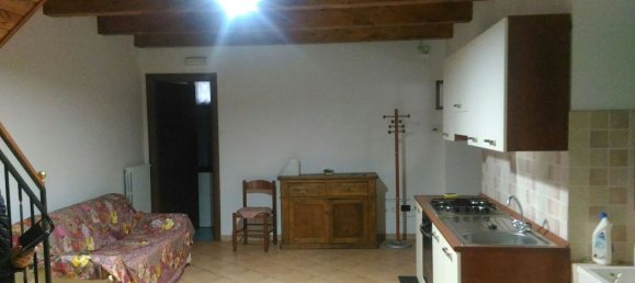 3-salle Maison à Carbone, Italy No. 254487 2