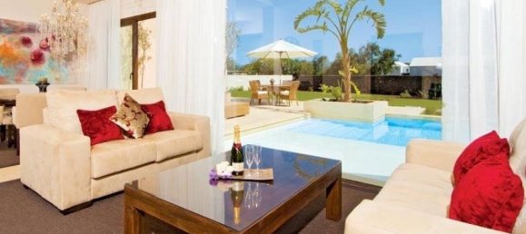 3 bedrooms Villa in Culebron, Spain No. 9457 8