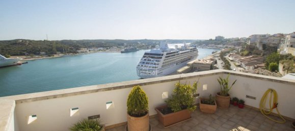 Moradia em banda T8 em Mahon, Spain N.º 184 10