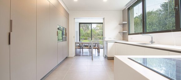 4 bedrooms House in Sintra, Portugal No. 122797 17