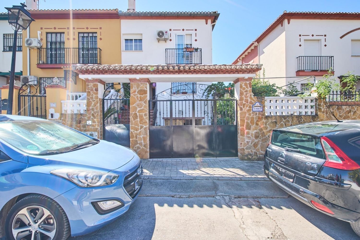 4 Schlafzimmer Stadthaus in Jun, Spain, Nr. 209422