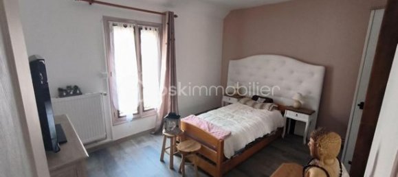 4 bedrooms House in Yonne, France No. 300776 15