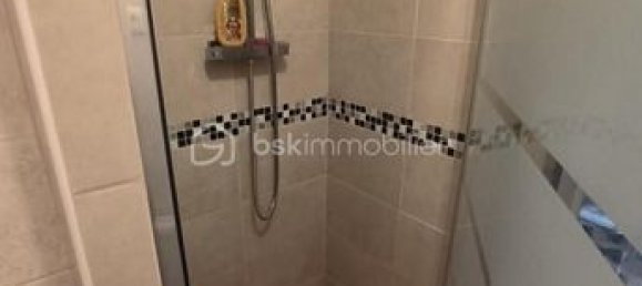 4 bedrooms House in Yonne, France No. 300776 20