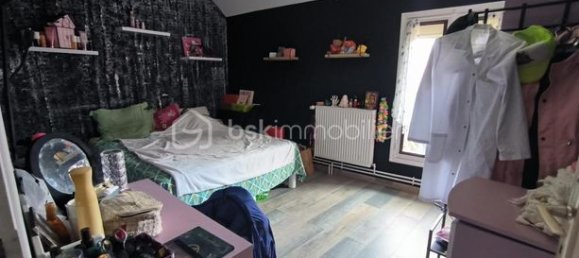 4 bedrooms House in Yonne, France No. 300776 13