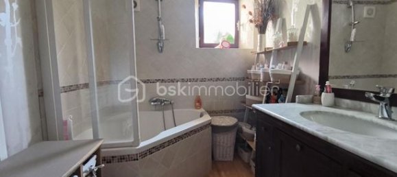 4 bedrooms House in Yonne, France No. 300776 10