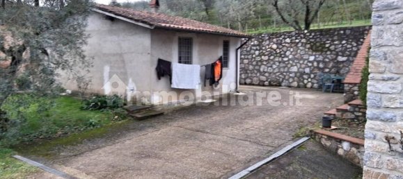 4 bedrooms House in Capannori, Italy No. 69654 31