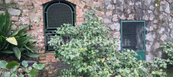 4 bedrooms House in Capannori, Italy No. 69654 26