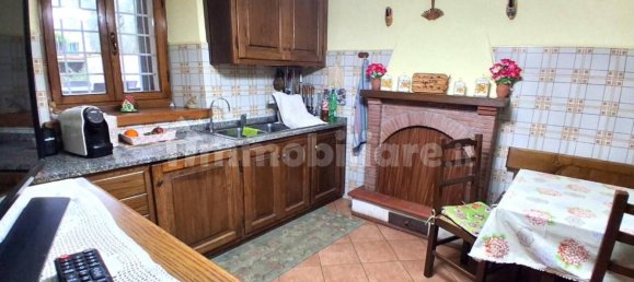 4 bedrooms House in Capannori, Italy No. 69654 12