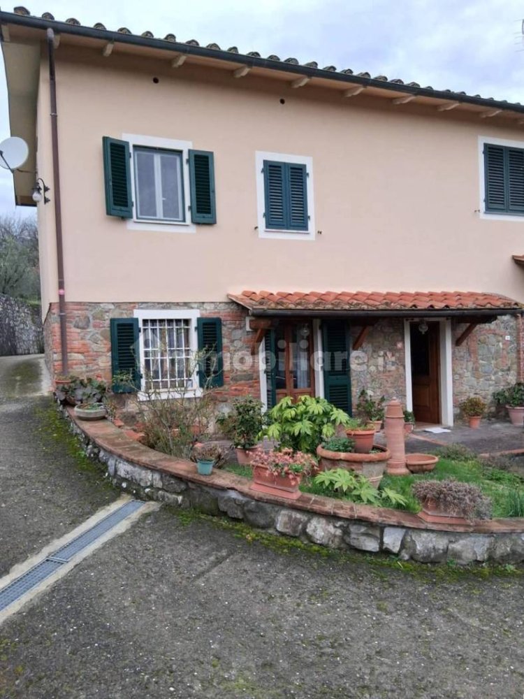 4 bedrooms House in Capannori, Italy No. 69654