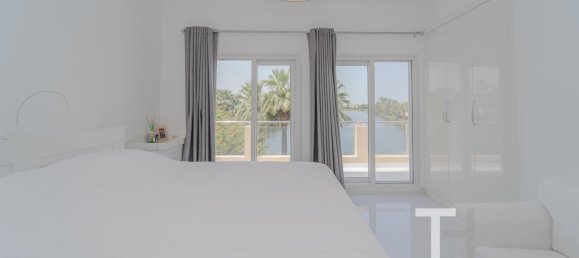 Вилла с 5 спальнями в Meadows, ОАЭ № 95653 7