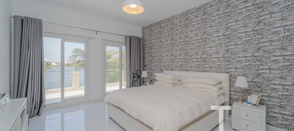 Вилла с 5 спальнями в Meadows, ОАЭ № 95653 5