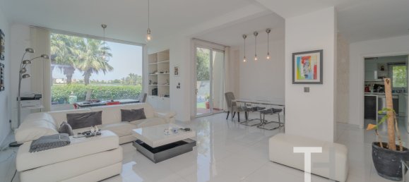 Вилла с 5 спальнями в Meadows, ОАЭ № 95653 2