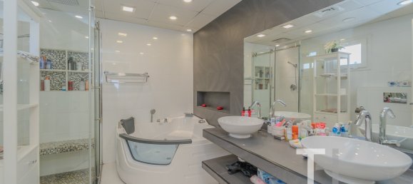 Вилла с 5 спальнями в Meadows, ОАЭ № 95653 6