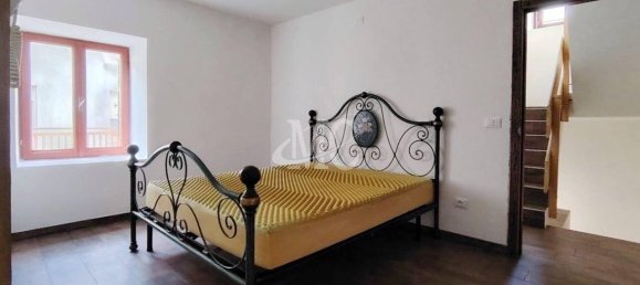 3 bedrooms Apartment in Trambileno, Italy No. 267081 4