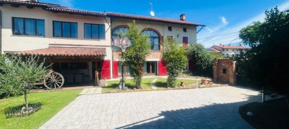 6 غرف نوم منزل في Santena, Italy رقم 373596 2