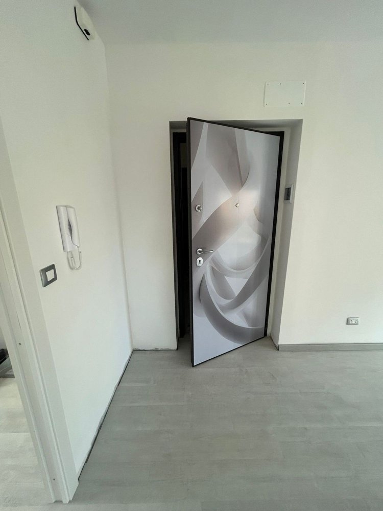 Квартира с 5 спальнями в Ачиреале, Италия № 340475