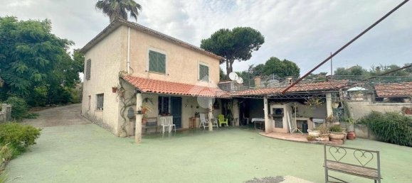 Дом с 3 спальнями в Веллетри, Италия № 325965 2