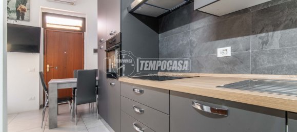 Квартира с 2 спальнями в Гарбаньяте Миланезе, Италия № 328675 2