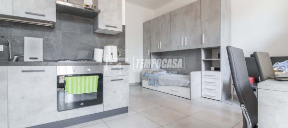 Квартира с 2 спальнями в Гарбаньяте Миланезе, Италия № 328675 17