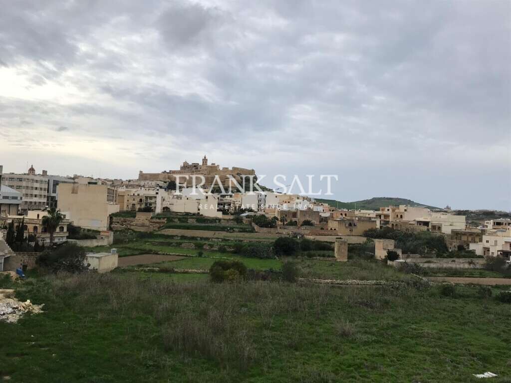 1 chambre Penthouse à Victoria, Malta No. 5658