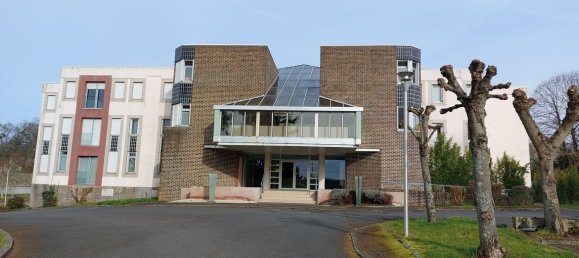 Квартира с 3 спальнями в Монтаржи, Франция № 78510 2