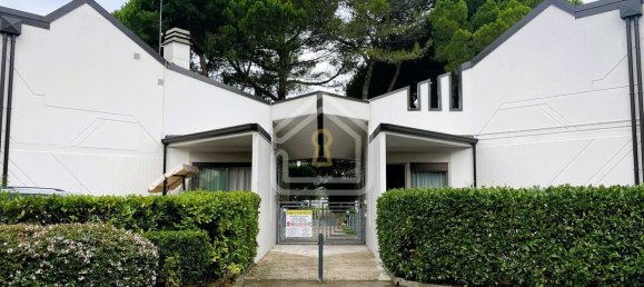 3 rooms Apartment in San Michele al Tagliamento, Italy No. 297119 3