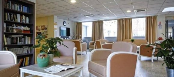 Studio in Chambray-les-Tours, France No. 212105 4