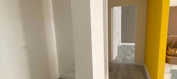 Квартира с 3 комнатами в Парма, Италия № 228858 7