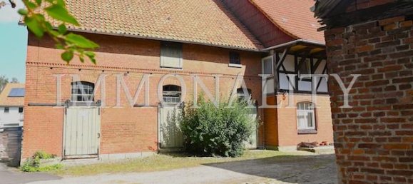 Дом с 9 комнатами в Хамельн-Пирмонт, Германия № 340580 7