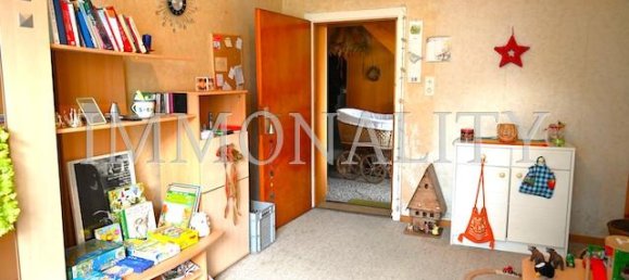 Дом с 9 комнатами в Хамельн-Пирмонт, Германия № 340580 15